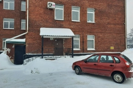 С отдельным входом